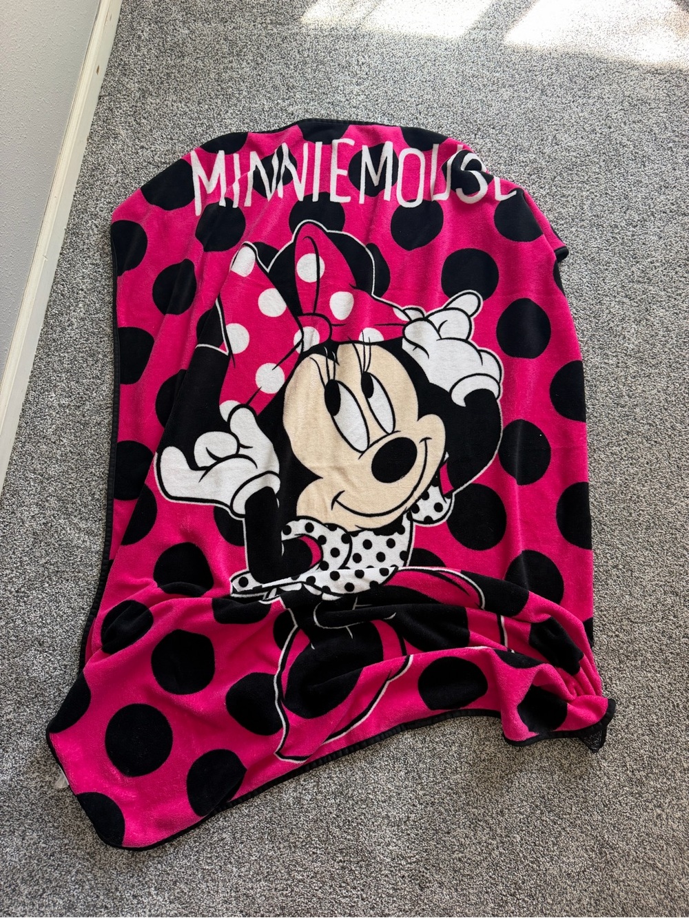 Minnie Mouse Throw Blanket